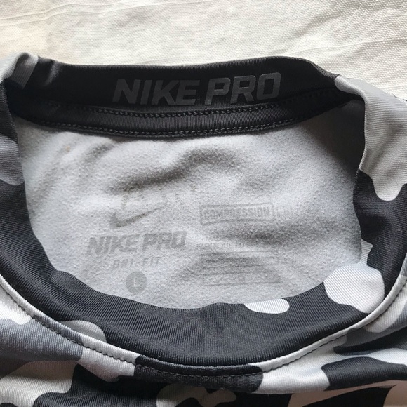 Nike Pro Dri-Fit Camo Long Sleeve Shirt (Size L) - Picture 5 of 8